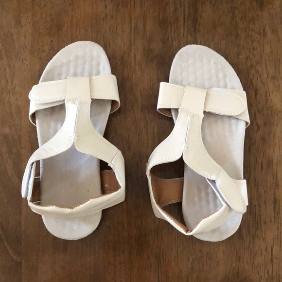 Women's Strap Sandals Velcro Attchments (new without tags) - Picture 1 of 8